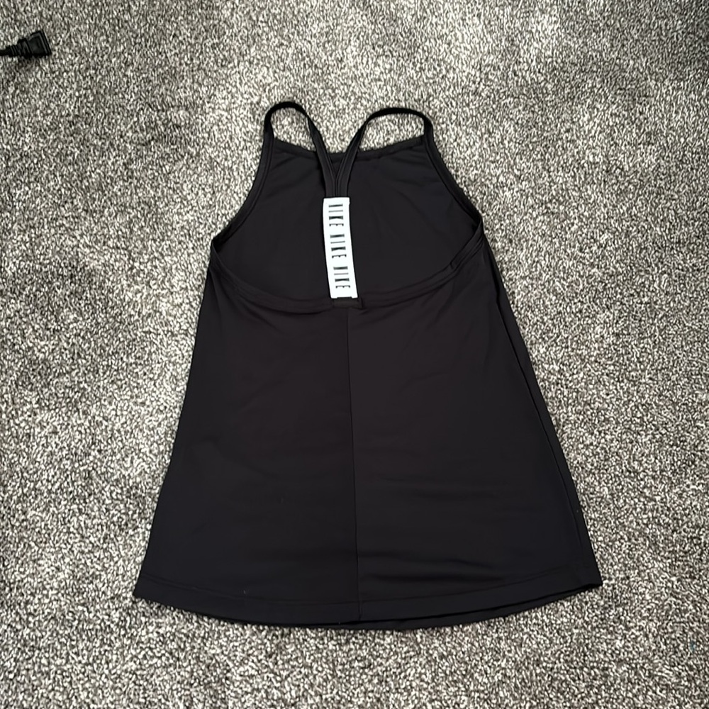 Nike Tank - Picture 2 of 2